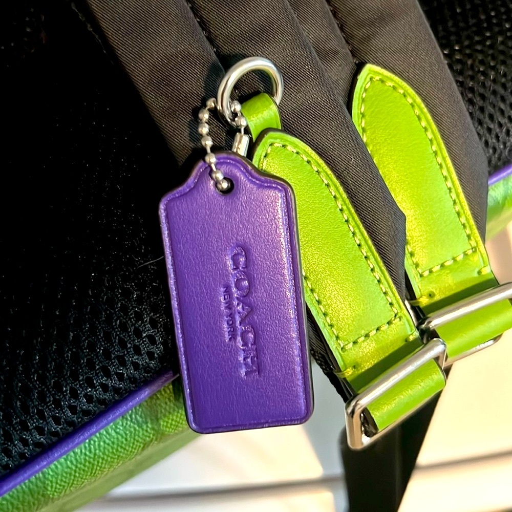 🌈 COACH RARE Court Backpack In Blocked Signature Canvas Colorblock MINT!! 💜💙💚💖 - Picture 8 of 17